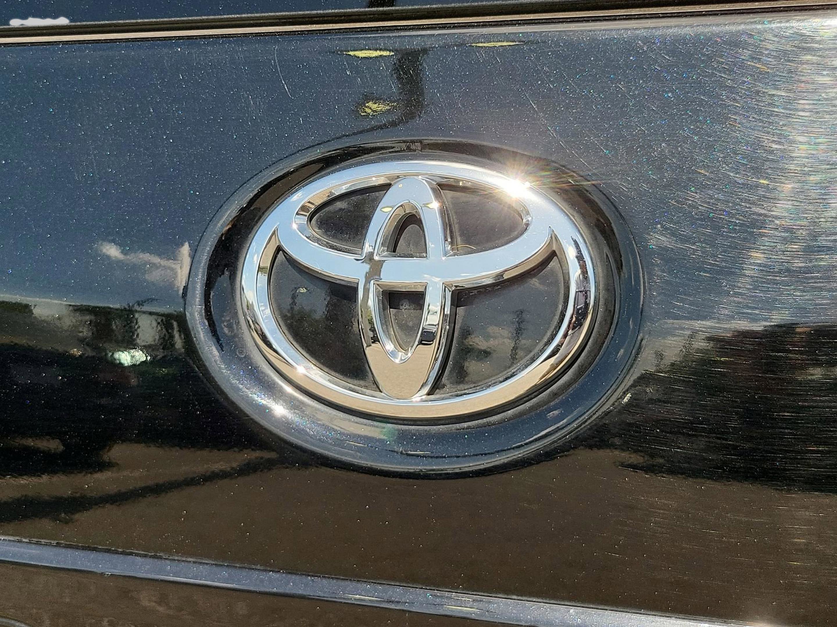 Used 2018 Toyota Sienna SE FWD image 30