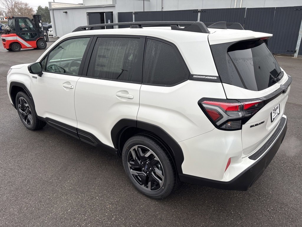 New 2025 Subaru Forester Limited image 5