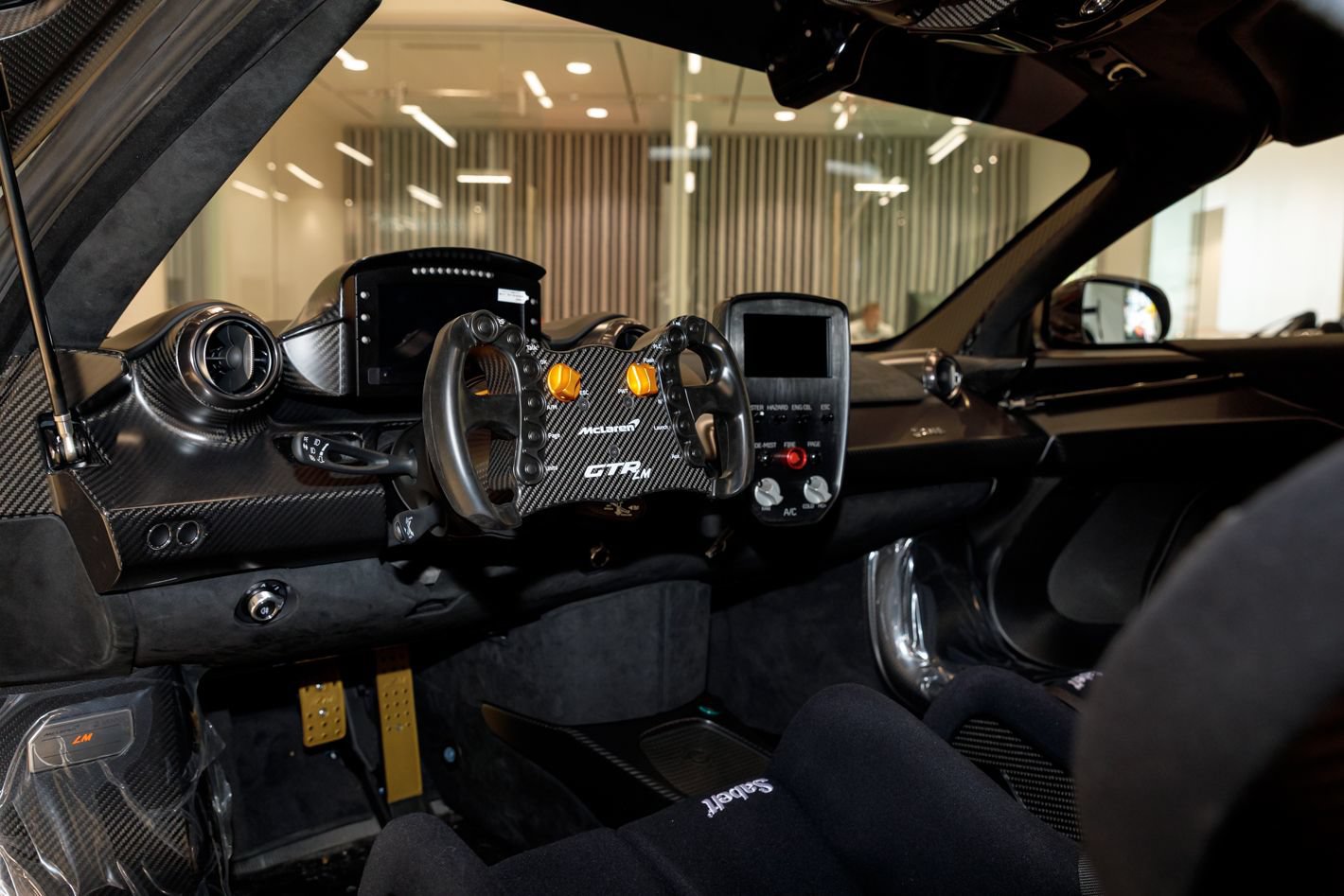 Used 2020 McLaren Senna RWD image 78