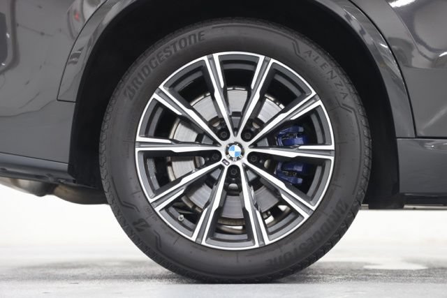Used 2023 BMW X5 M50i w/ Executive Package AWD/4WD image 19