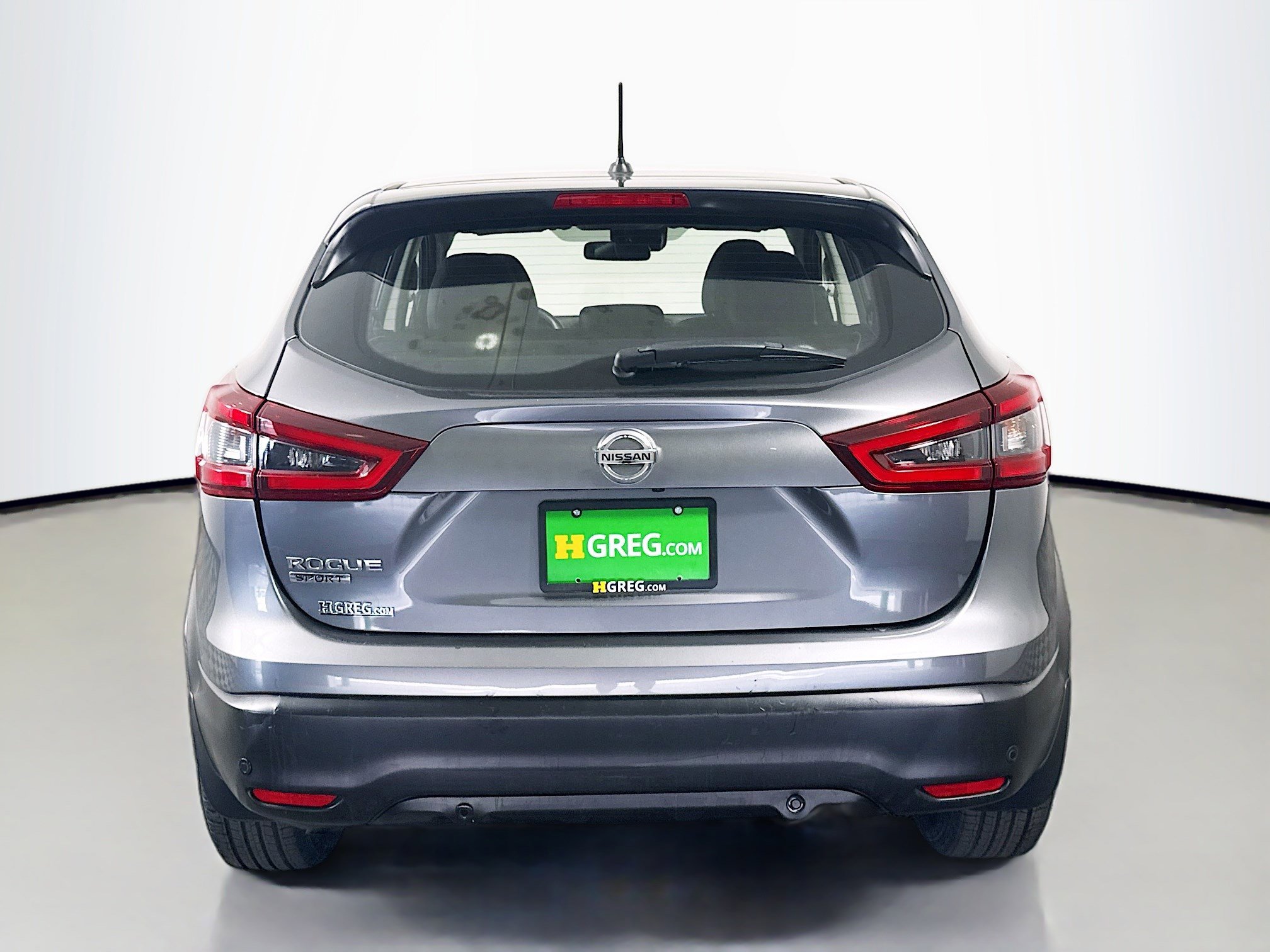 Used 2020 Nissan Rogue Sport S w/ Appearance Package FWD image 8