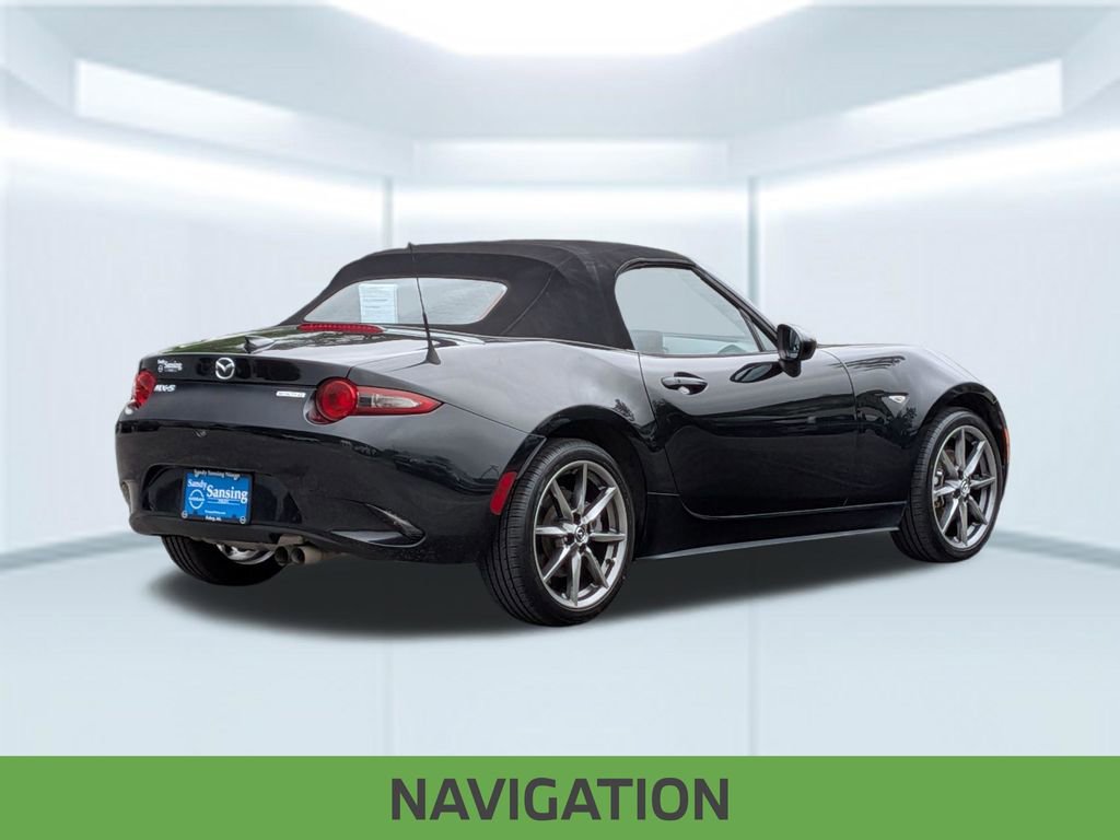 Used 2021 MAZDA MX-5 Miata Grand Touring RWD image 7