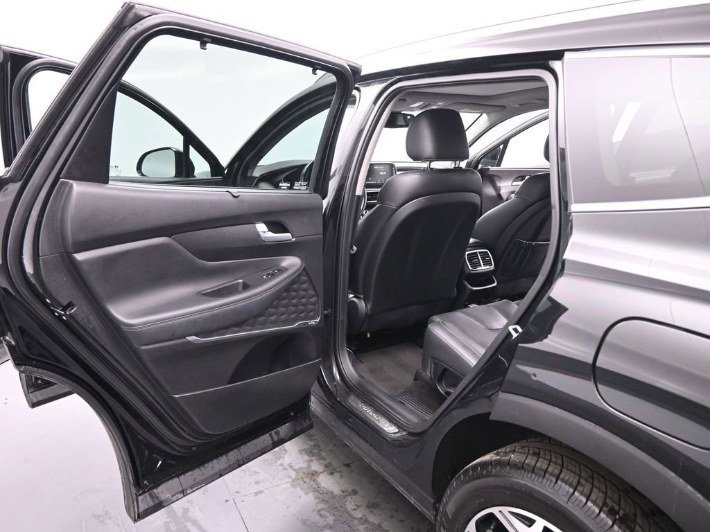Used 2019 Hyundai Santa Fe SEL w/ Cargo Package image 19