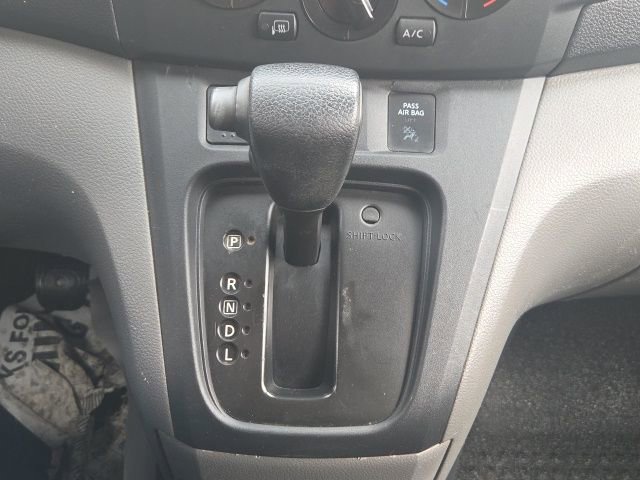 Used 2017 Nissan NV200 SV image 25
