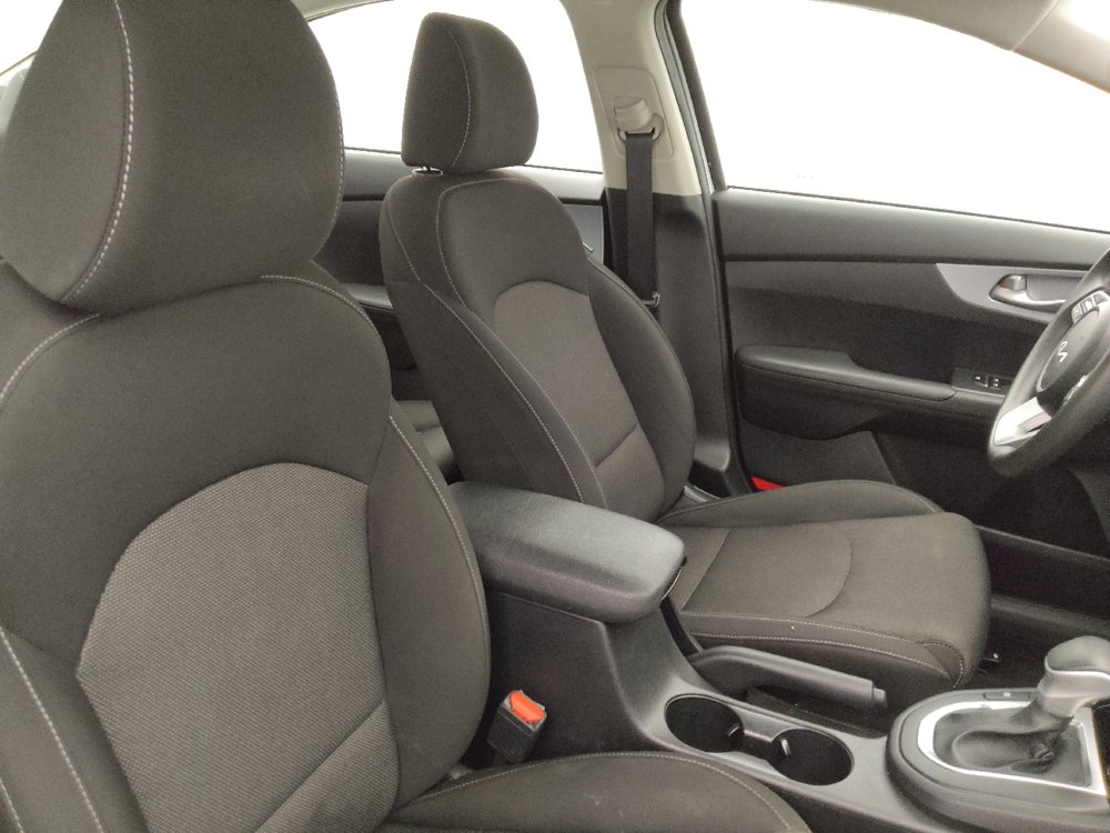Used 2023 Kia Forte LXS w/ LXS Technology Package FWD image 21