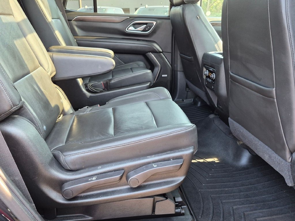 Used 2021 Chevrolet Tahoe Z71 w/ Z71 Signature Package AWD/4WD image 28