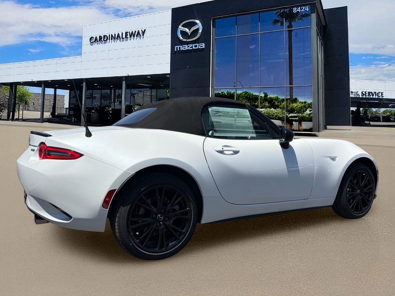 New 2026 MAZDA MX-5 Miata Club w/ Weather Package RWD image 6