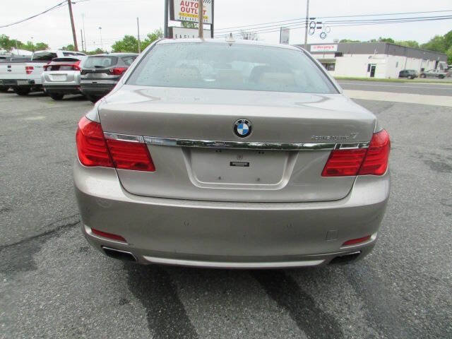 Used 2012 BMW ActiveHybrid 7 Li RWD image 6