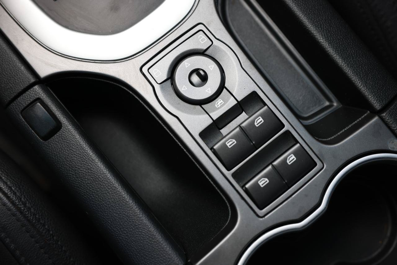 Used 2009 Pontiac G8 GT w/ Premium Package RWD image 39