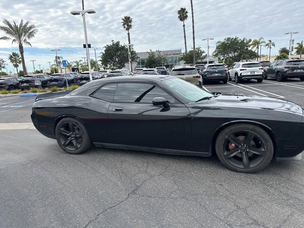 Used 2010 Dodge Challenger SE RWD image 20