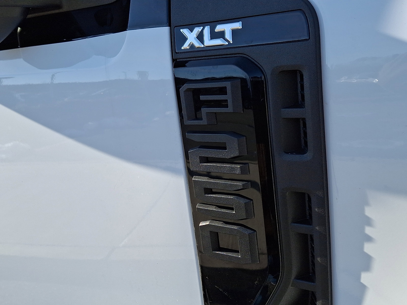 New 2026 Ford F250 XLT w/ XLT Premium Package image 17