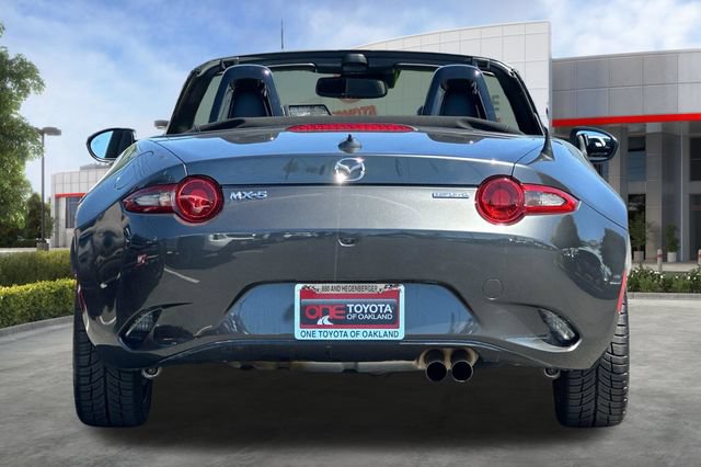 Used 2020 MAZDA MX-5 Miata Grand Touring RWD image 6