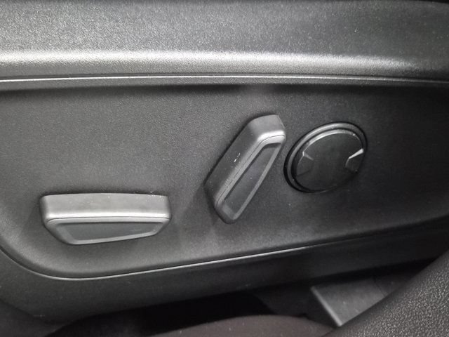 Used 2023 Ford Escape ST-Line w/ Tech Pack #1 FWD image 22