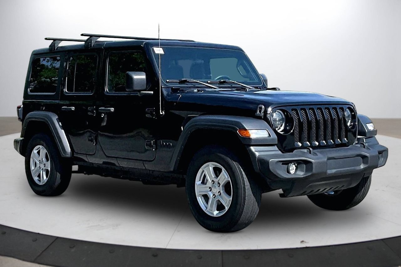 Used 2023 Jeep Wrangler Unlimited Sport AWD/4WD image 2