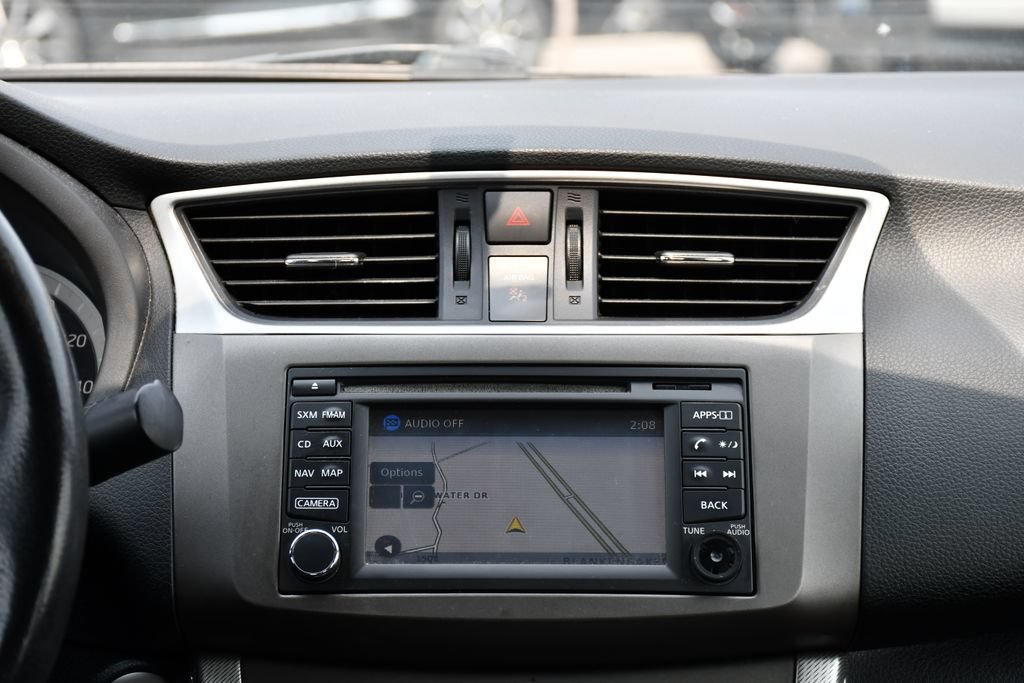 Used 2014 Nissan Sentra SR w/ Premium Package FWD image 28