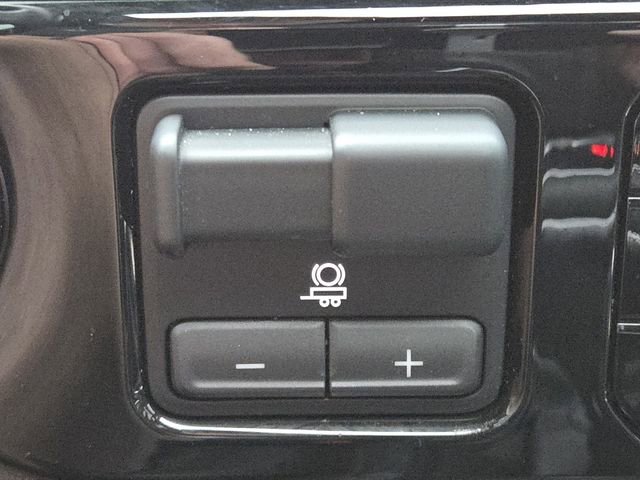 Used 2024 Chevrolet Silverado 1500 High Country w/ High Country Premium Package image 7