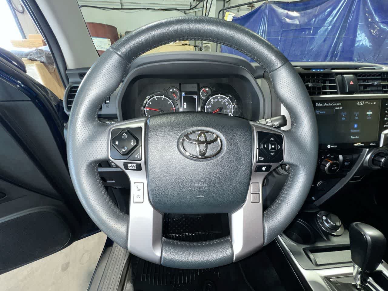 Used 2022 Toyota 4Runner SR5 Premium w/ Moonroof Package AWD/4WD image 14