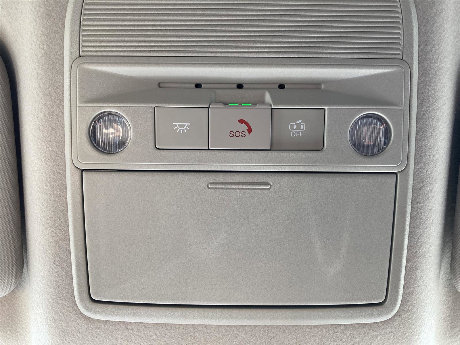 New 2026 Nissan Kicks SR image 25