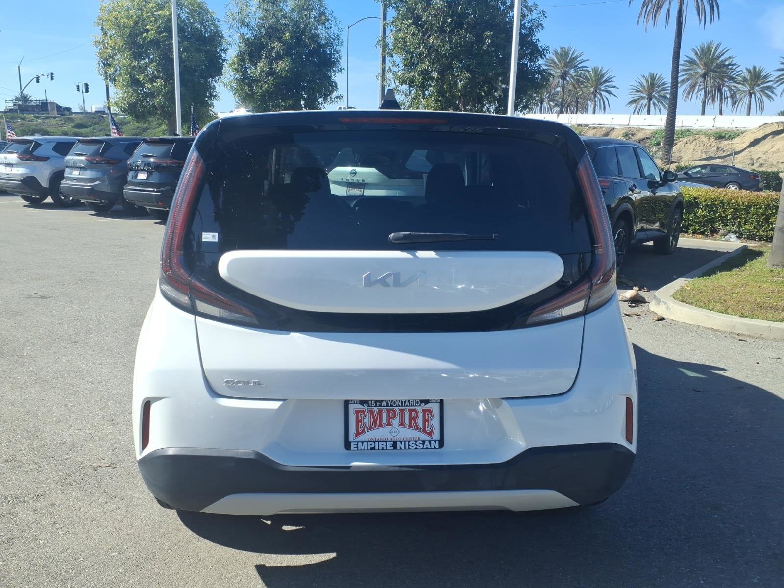 Used 2023 Kia Soul LX w/ Option Group 015 image 6