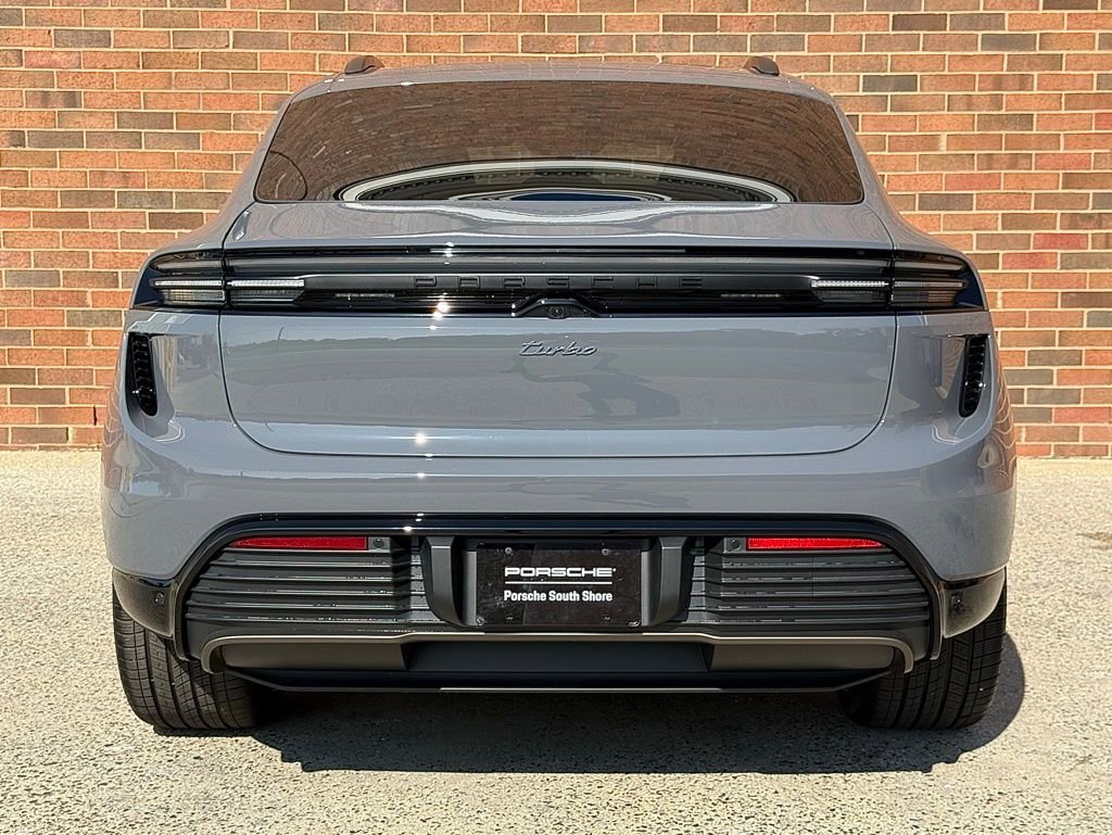New 2025 Porsche Macan Turbo Electric image 6