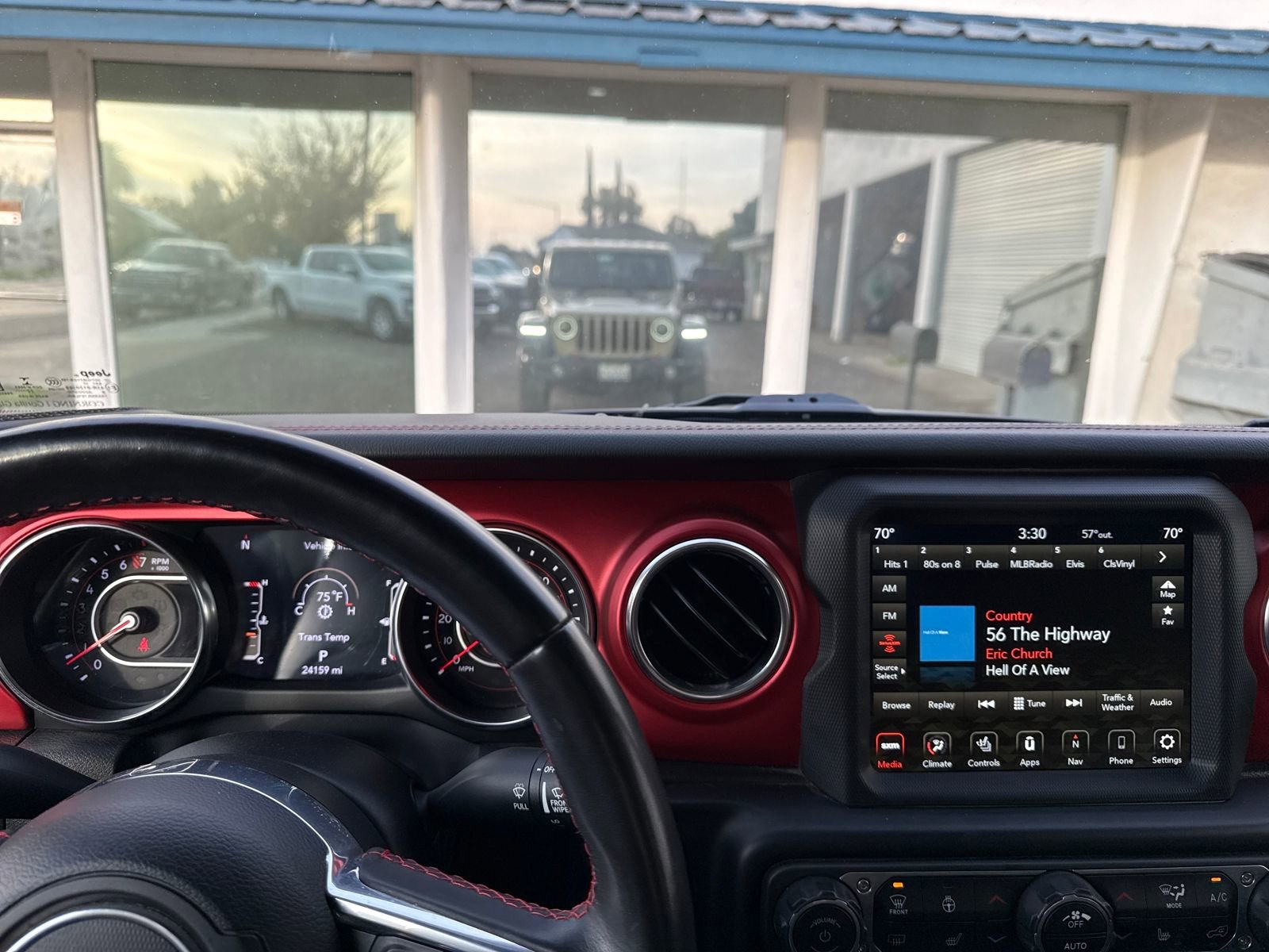 Used 2022 Jeep Gladiator Rubicon w/ LED Lighting Group image 13