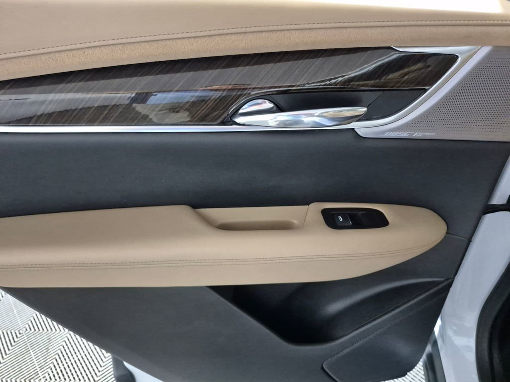 Used 2024 Cadillac XT6 Sport w/ Platinum Package image 25