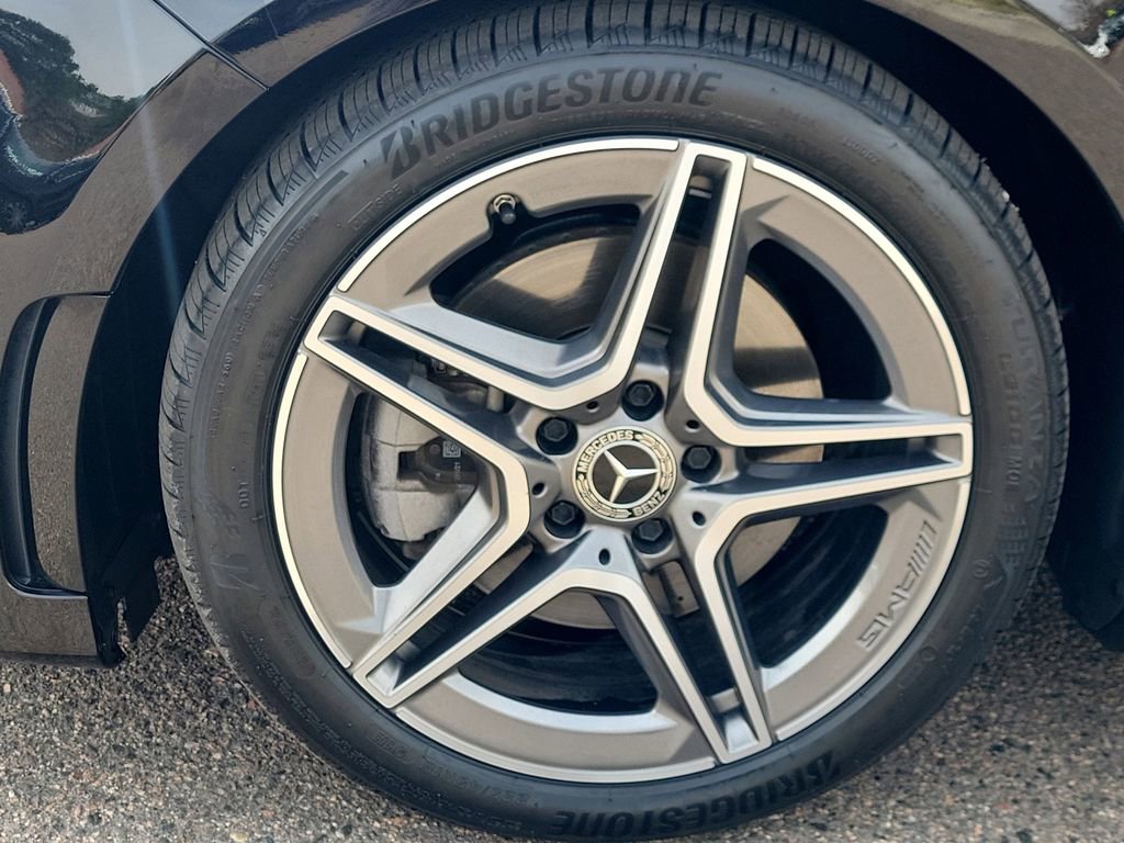 Used 2022 Mercedes-Benz A 220 4MATIC image 10