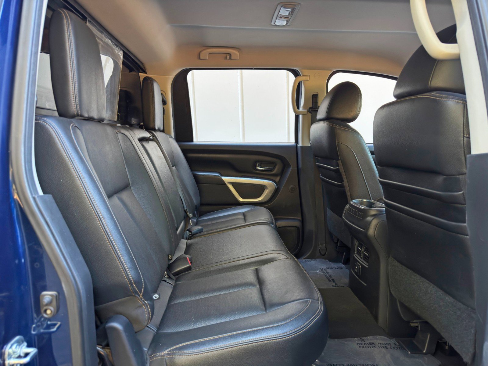 Used 2016 Nissan Titan SL image 37