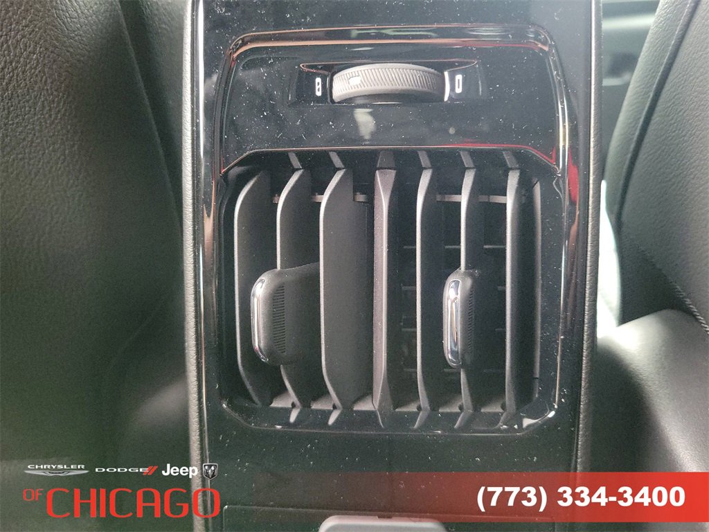 New 2026 Jeep Compass Latitude image 12