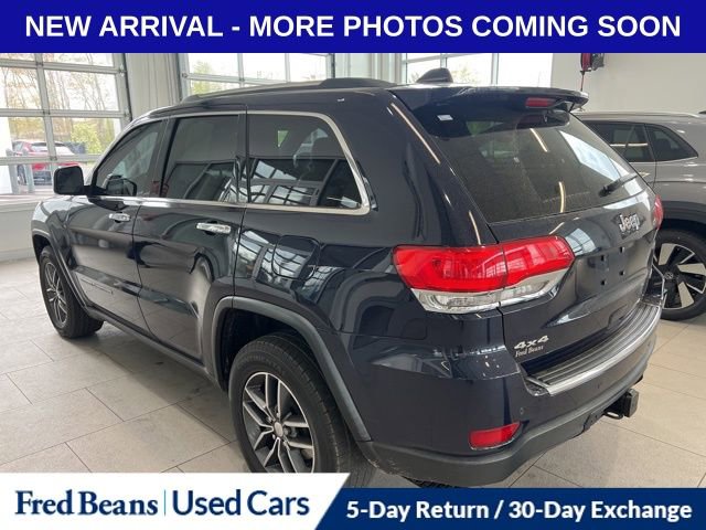 Used 2017 Jeep Grand Cherokee Limited AWD/4WD image 3