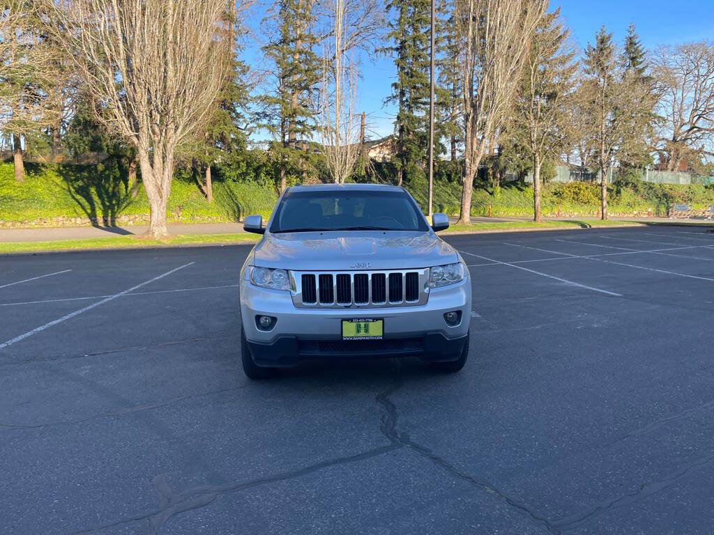 Used 2011 Jeep Grand Cherokee Laredo AWD/4WD image 8