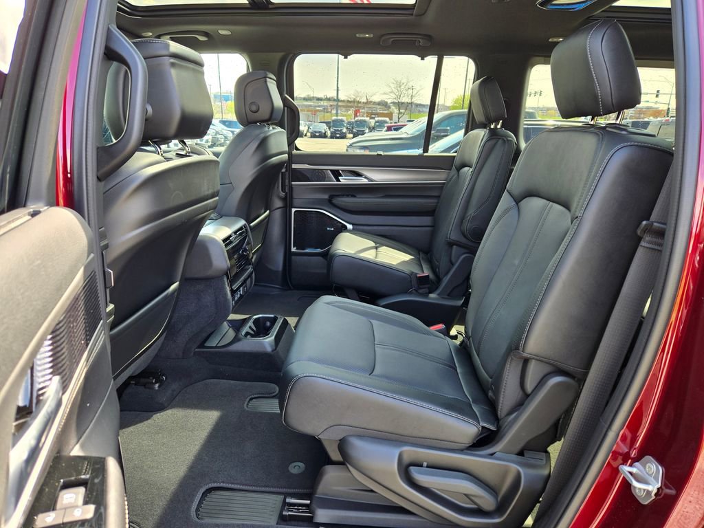 New 2026 Jeep Grand Wagoneer Limited AWD/4WD image 27