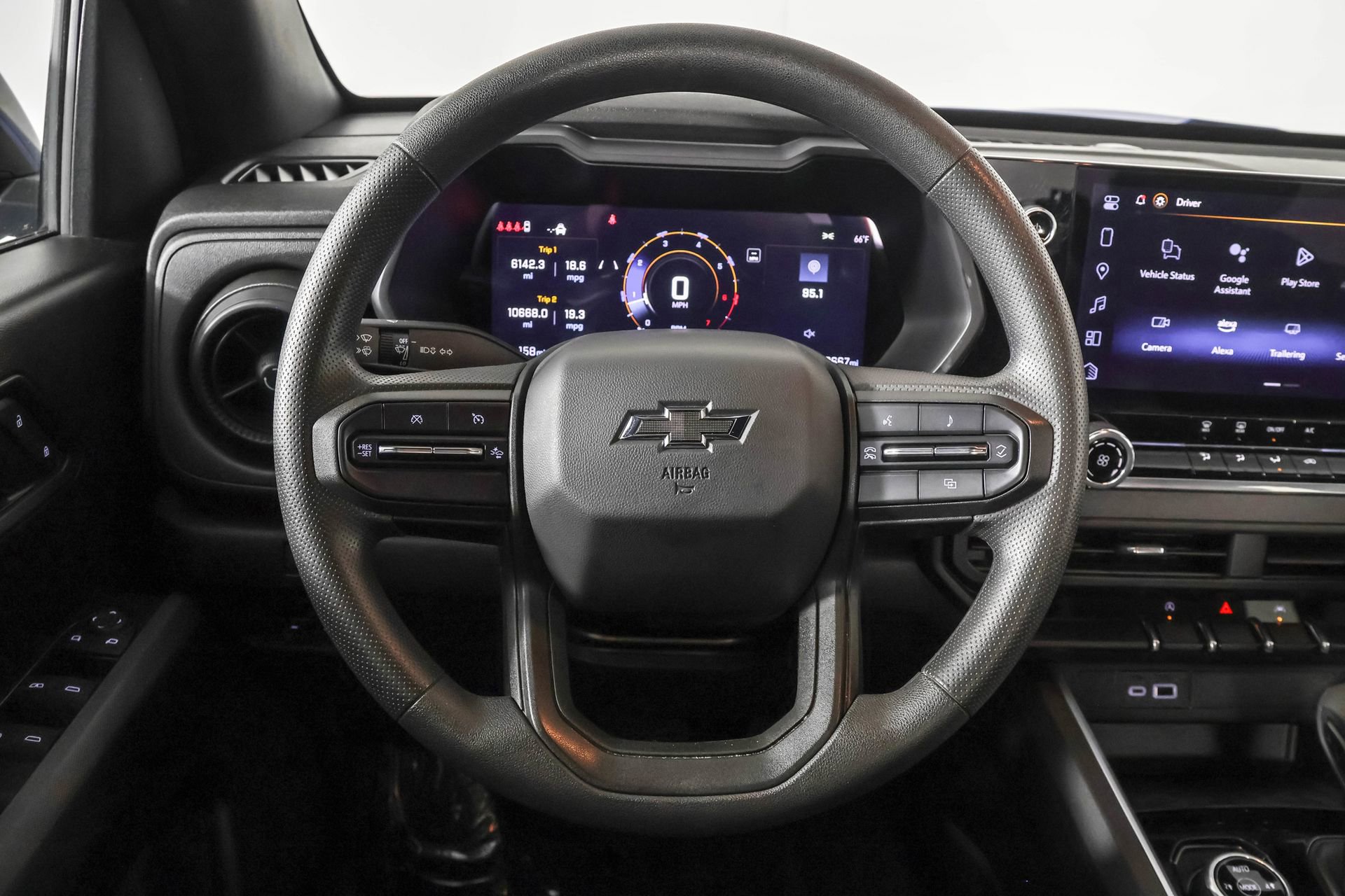 Used 2024 Chevrolet Colorado Trail Boss w/ Technology Package image 25