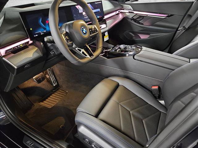 New 2027 BMW i5 eDrive40 w/ M Sport Package RWD image 9