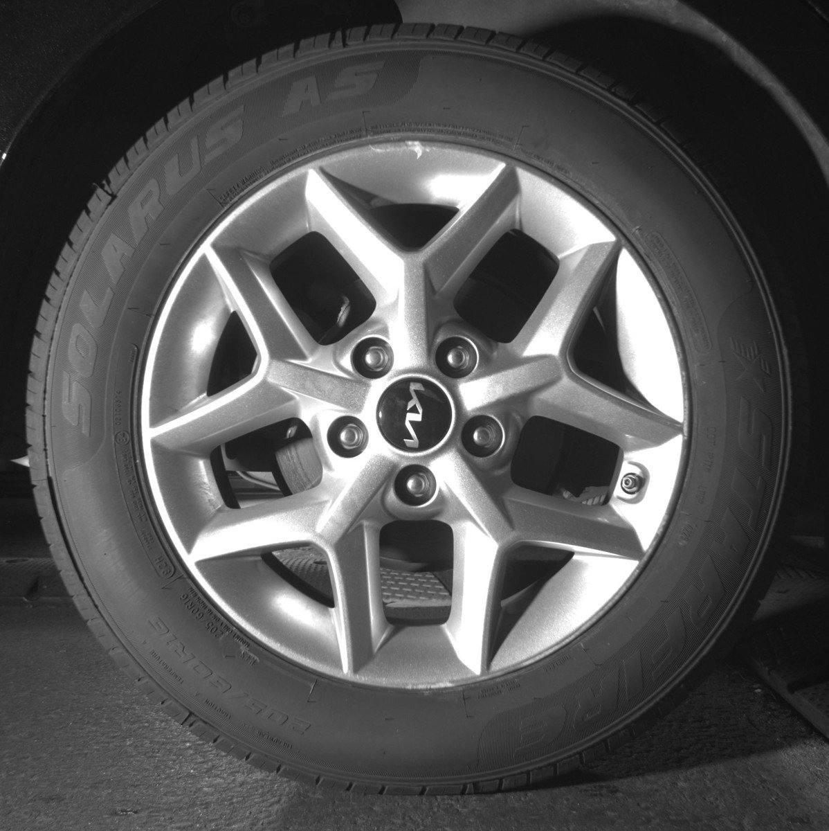 Used 2025 Kia Soul LX w/ LX Technology Package FWD image 22