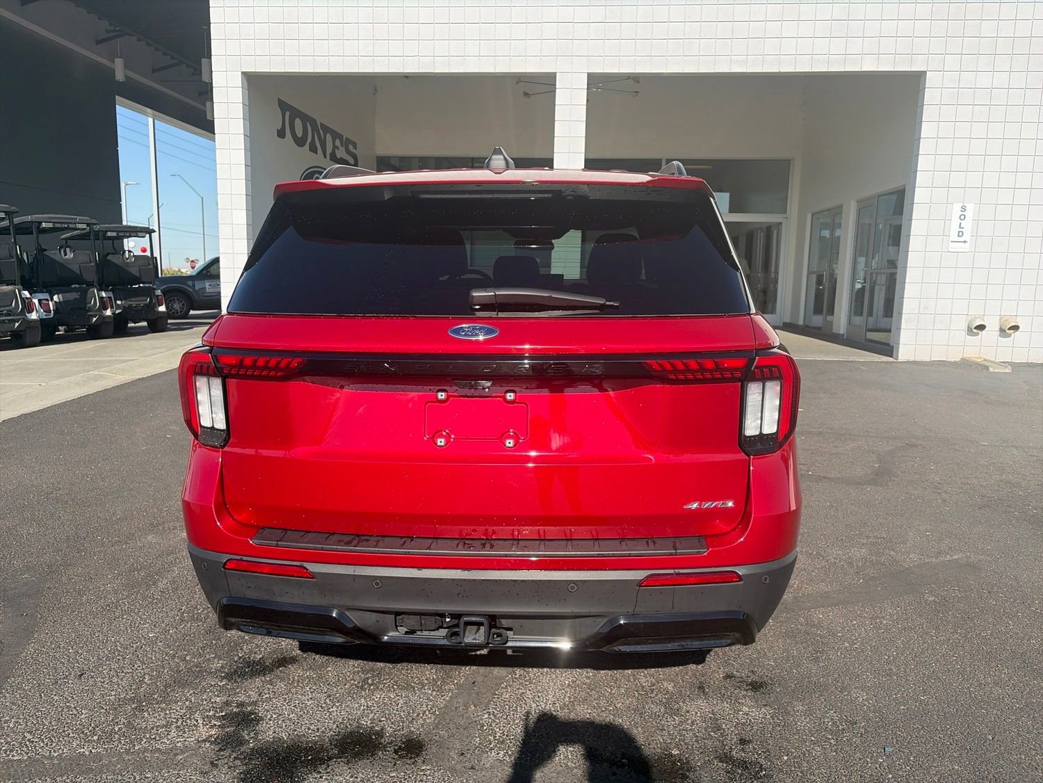 Used 2025 Ford Explorer ST-Line w/ ST-Line Street Pack AWD/4WD image 5