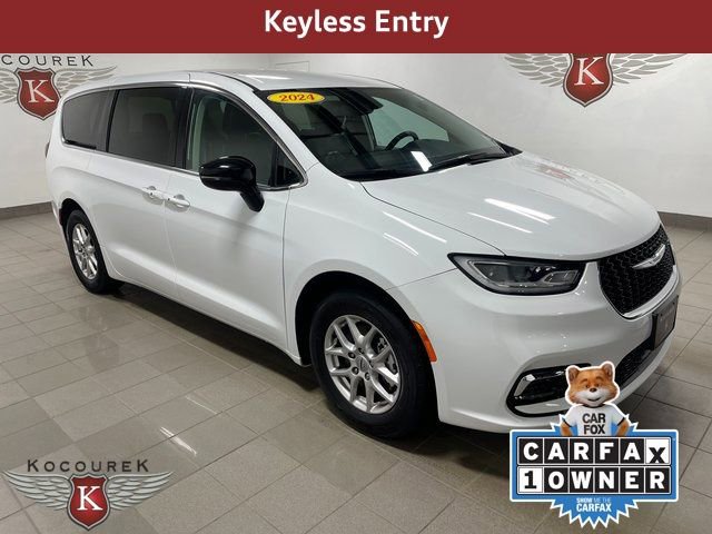 Used 2024 Chrysler Pacifica Touring-L
