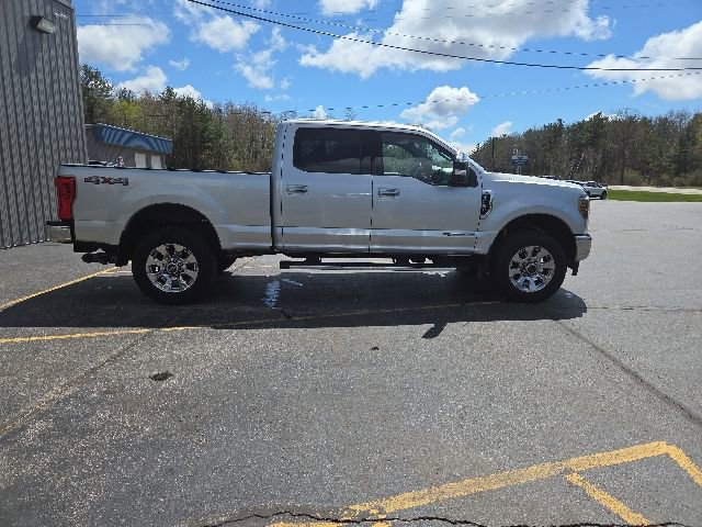 Used 2019 Ford F250 XLT w/ XLT Premium Package AWD/4WD image 4