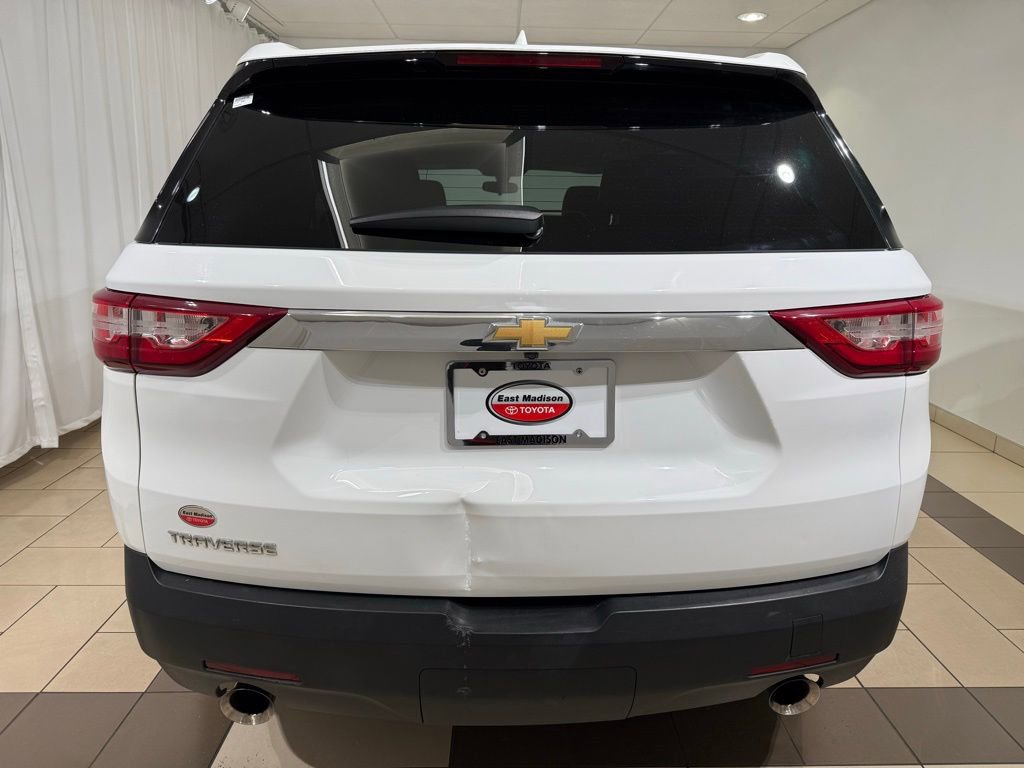 Used 2018 Chevrolet Traverse LS image 4
