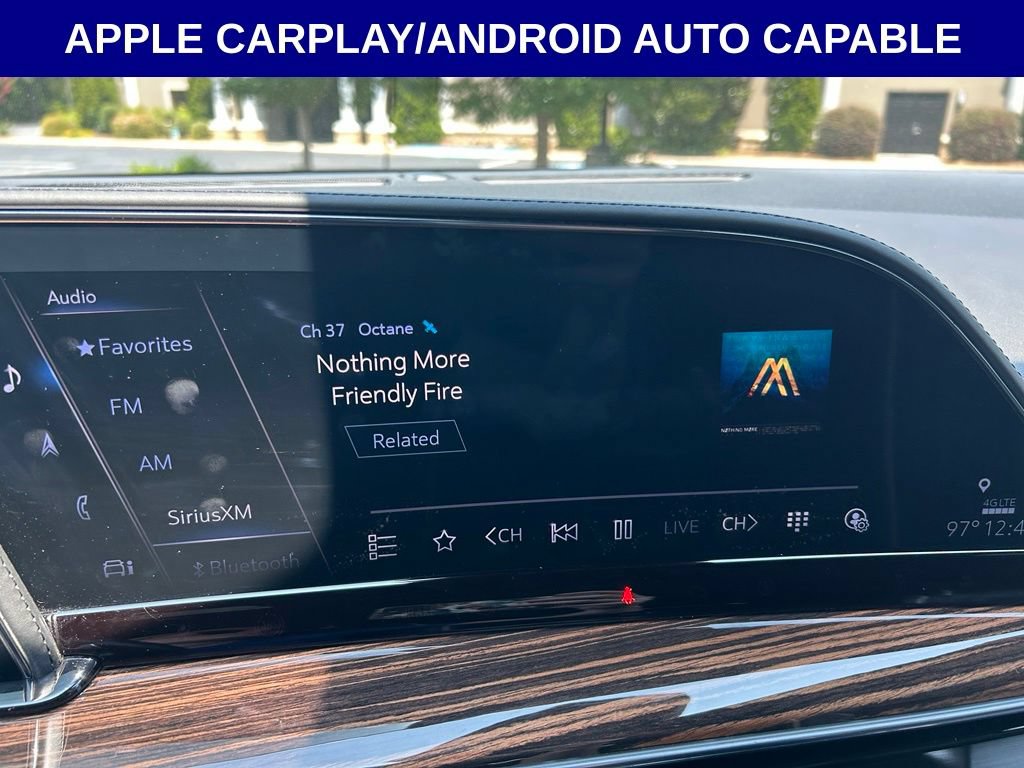 Used 2021 Cadillac Escalade Premium Luxury AWD/4WD image 19