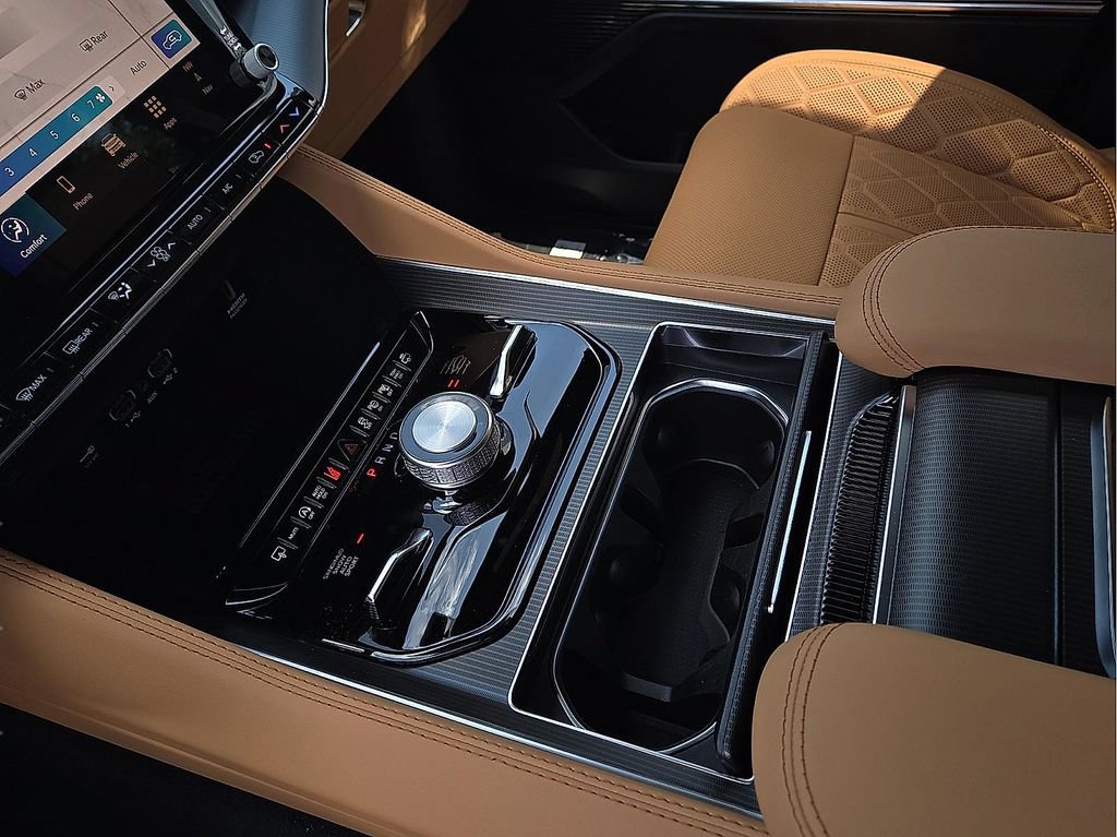 New 2026 Jeep Grand Wagoneer Summit AWD/4WD image 20