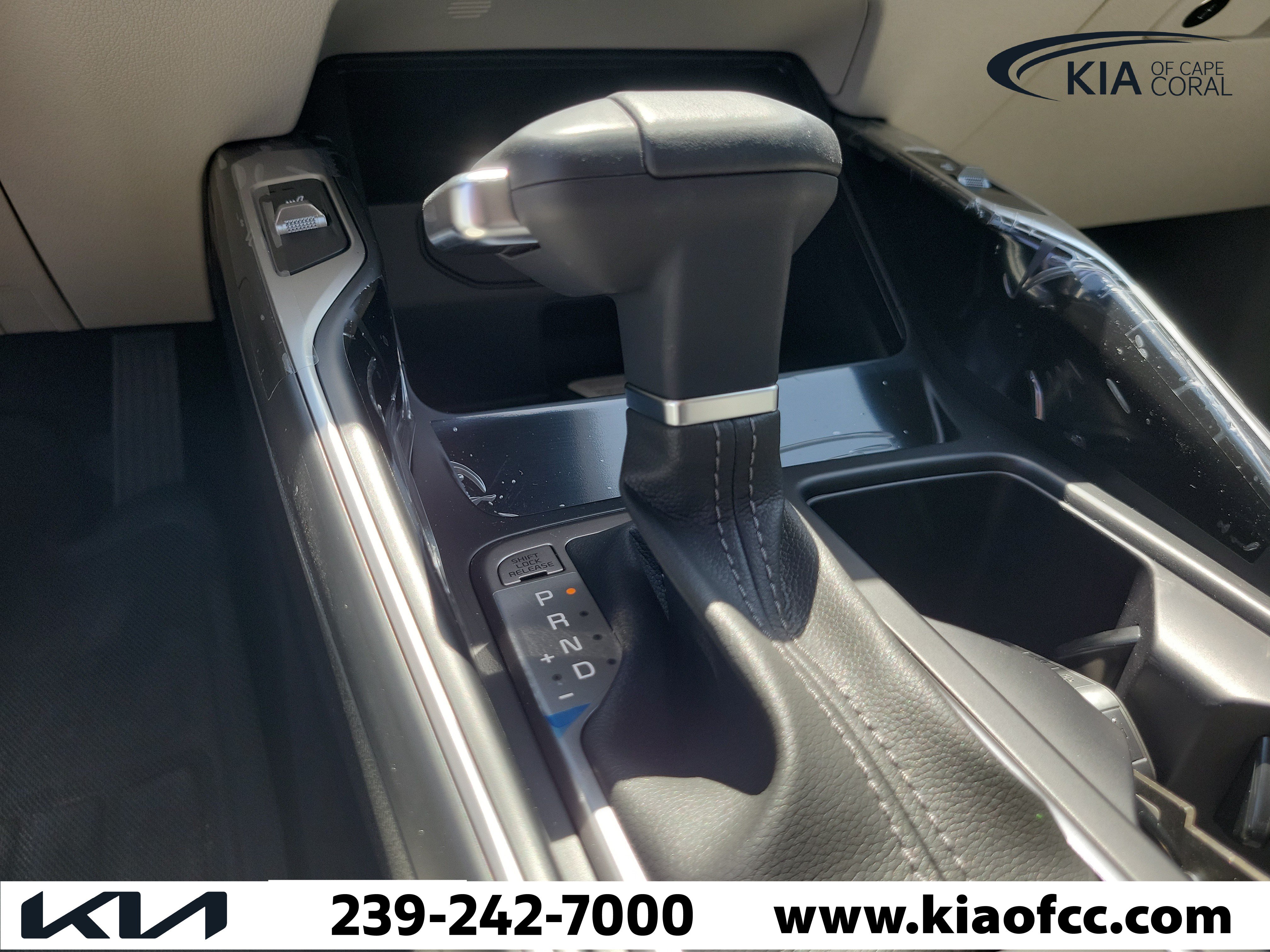 New 2026 Kia Sorento S w/ S Panoramic Sunroof Package FWD image 30