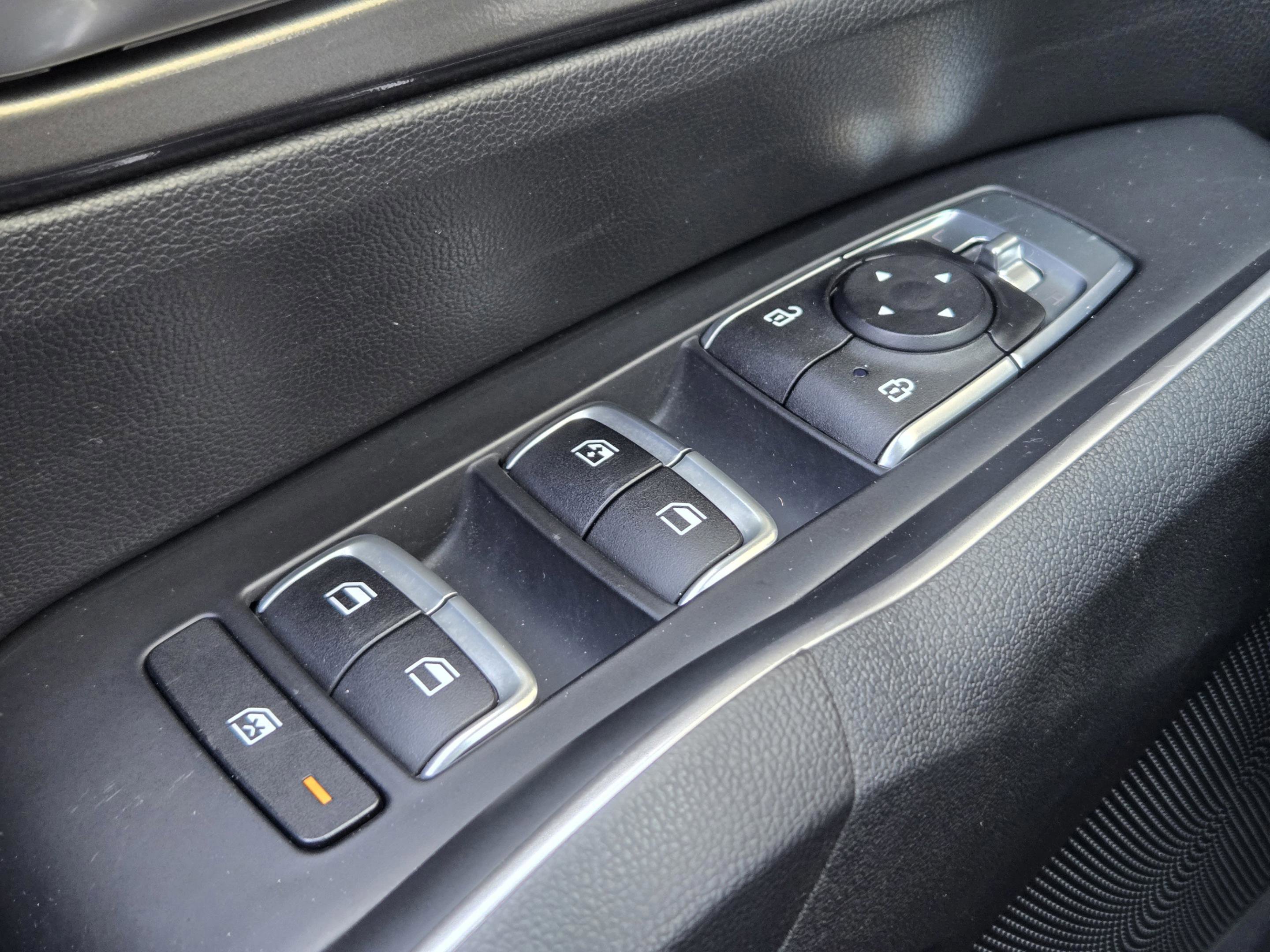 Used 2022 Kia Sorento LX image 31