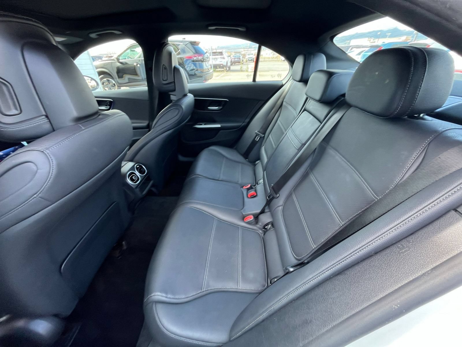 Used 2024 Mercedes-Benz C 300 Sedan image 25