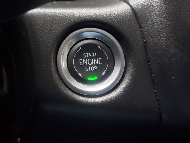 Certified 2024 GMC Yukon SLT AWD/4WD image 19