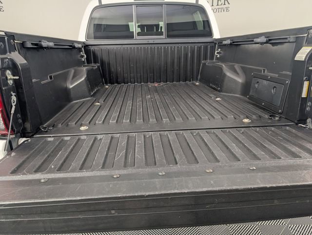 Used 2019 Toyota Tacoma SR w/ SR Convenience Package image 25