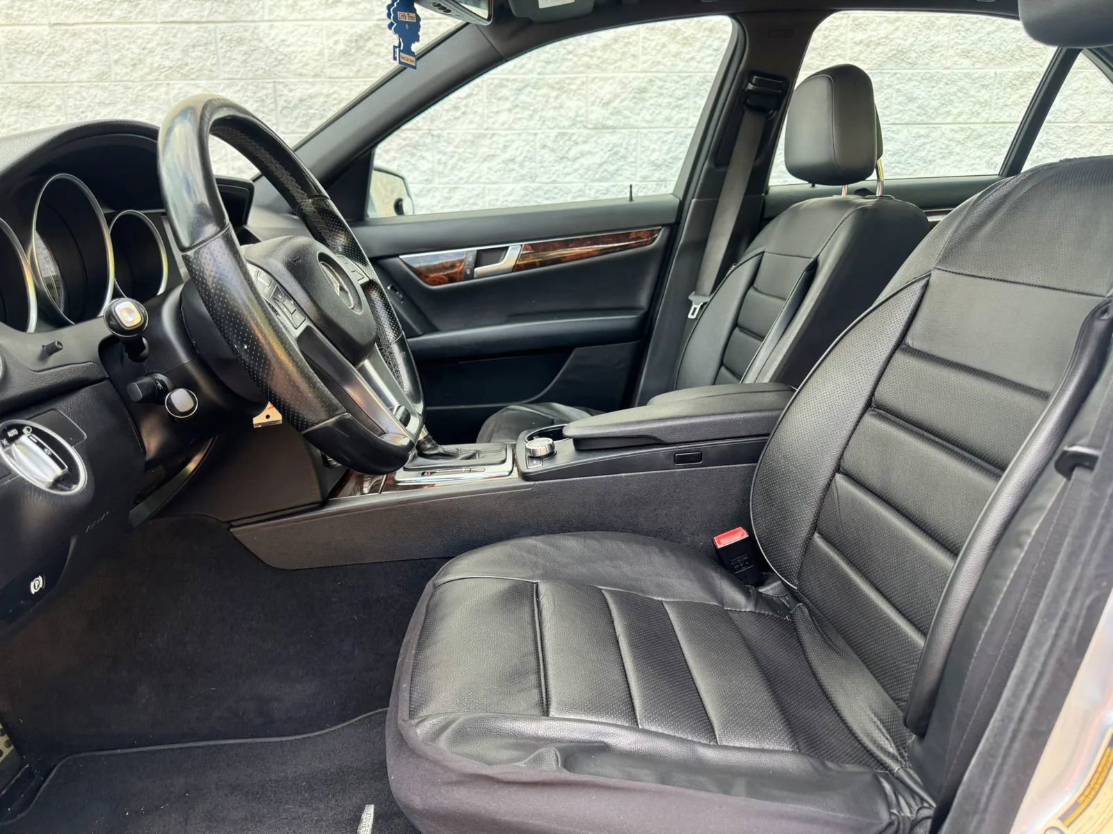 Used 2013 Mercedes-Benz C 250 Sedan image 12