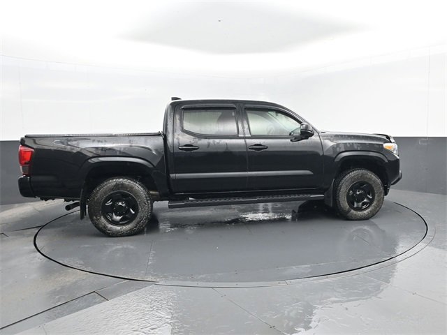 Used 2022 Toyota Tacoma SR image 4