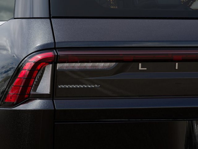New 2027 Lincoln Navigator Reserve AWD/4WD image 23