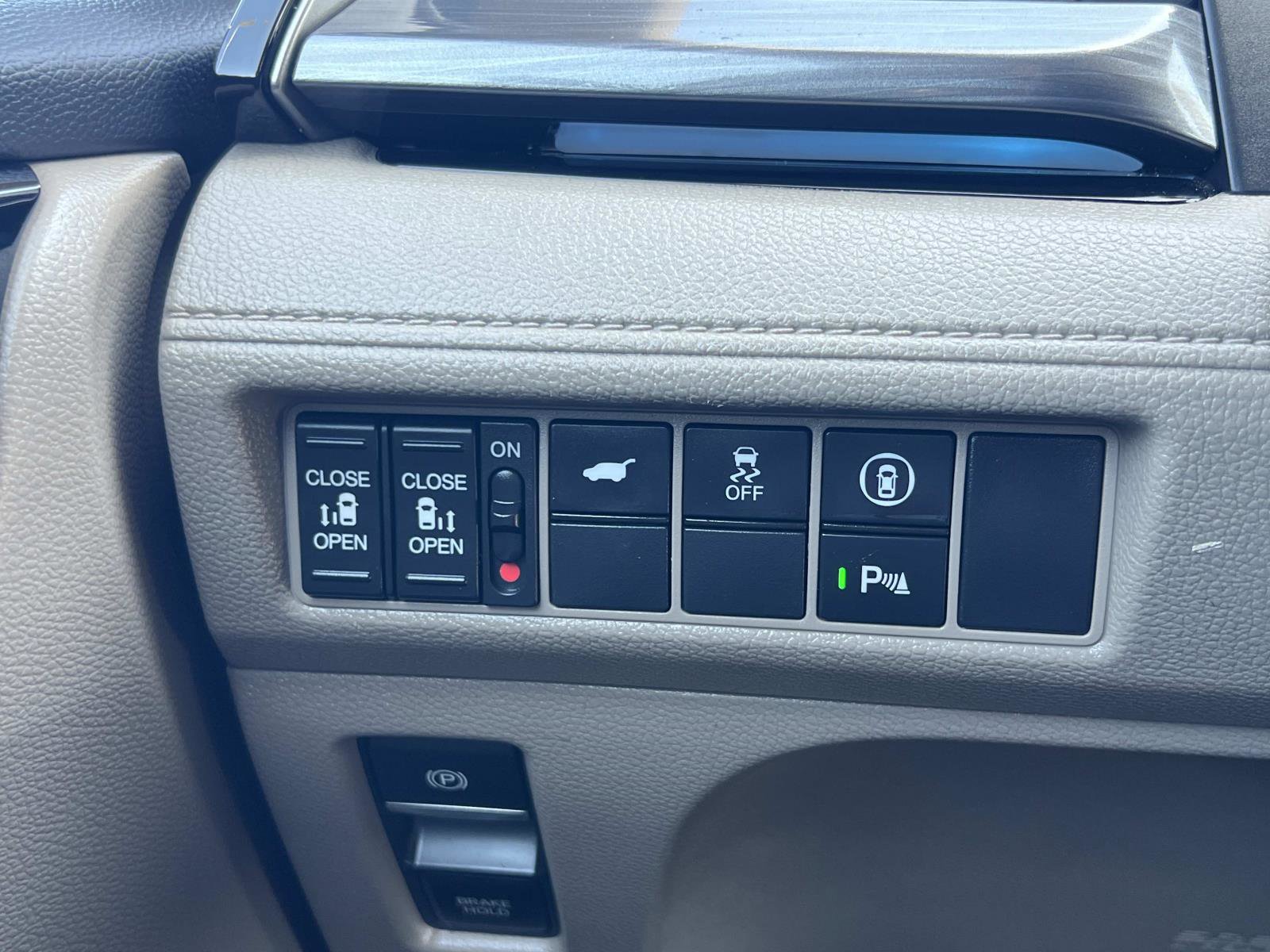 Certified 2024 Honda Odyssey Elite image 17